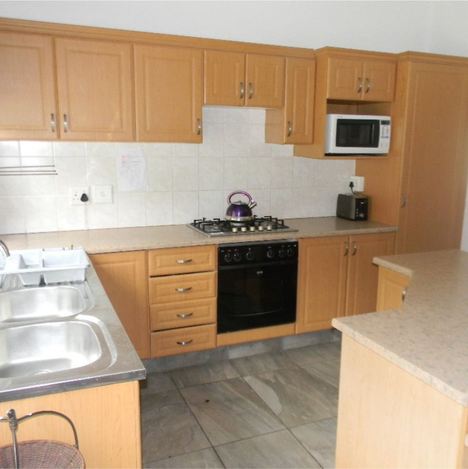 sportweni-accommodation-peace-cottage-02