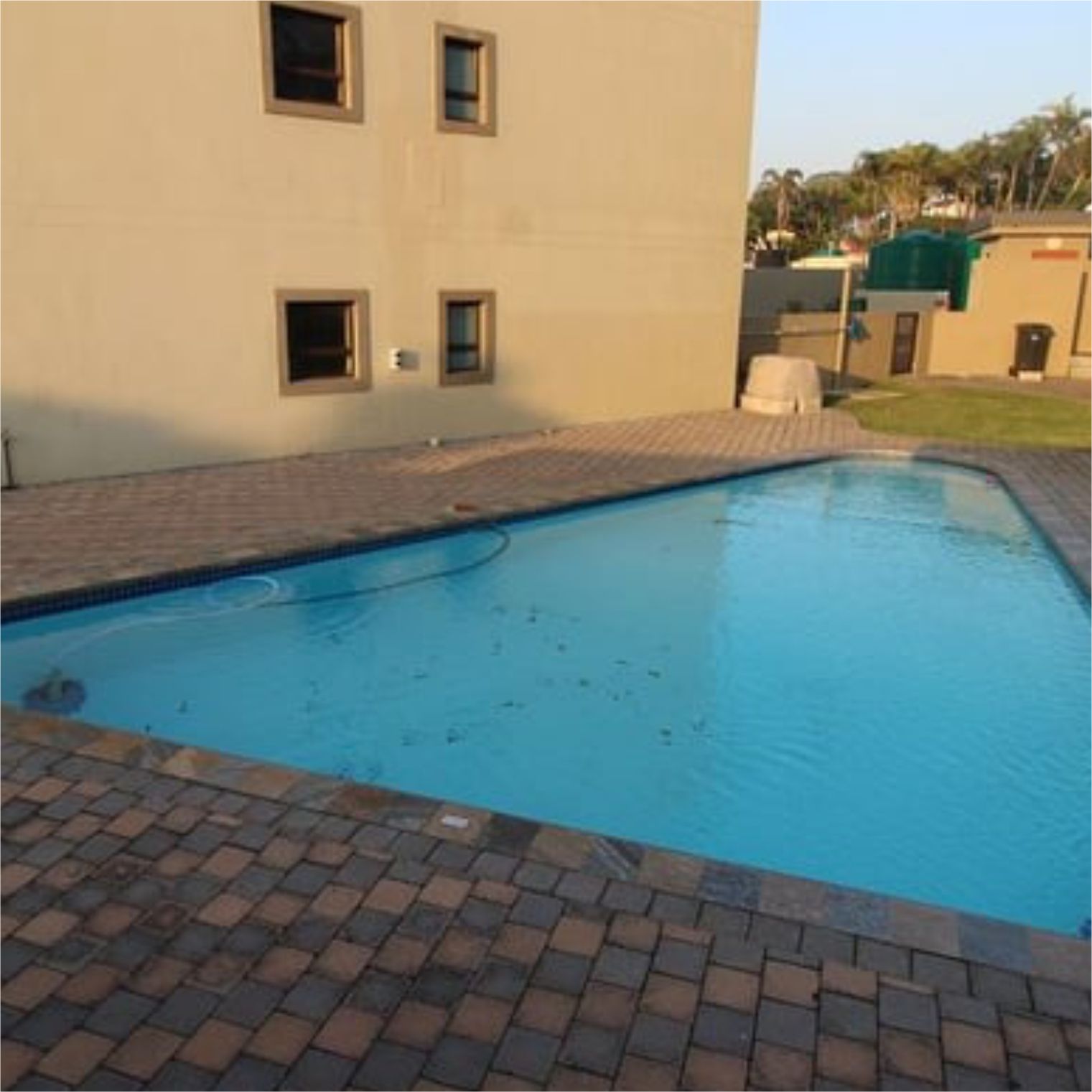 sportweni-accommodation-saints-view-resort-04