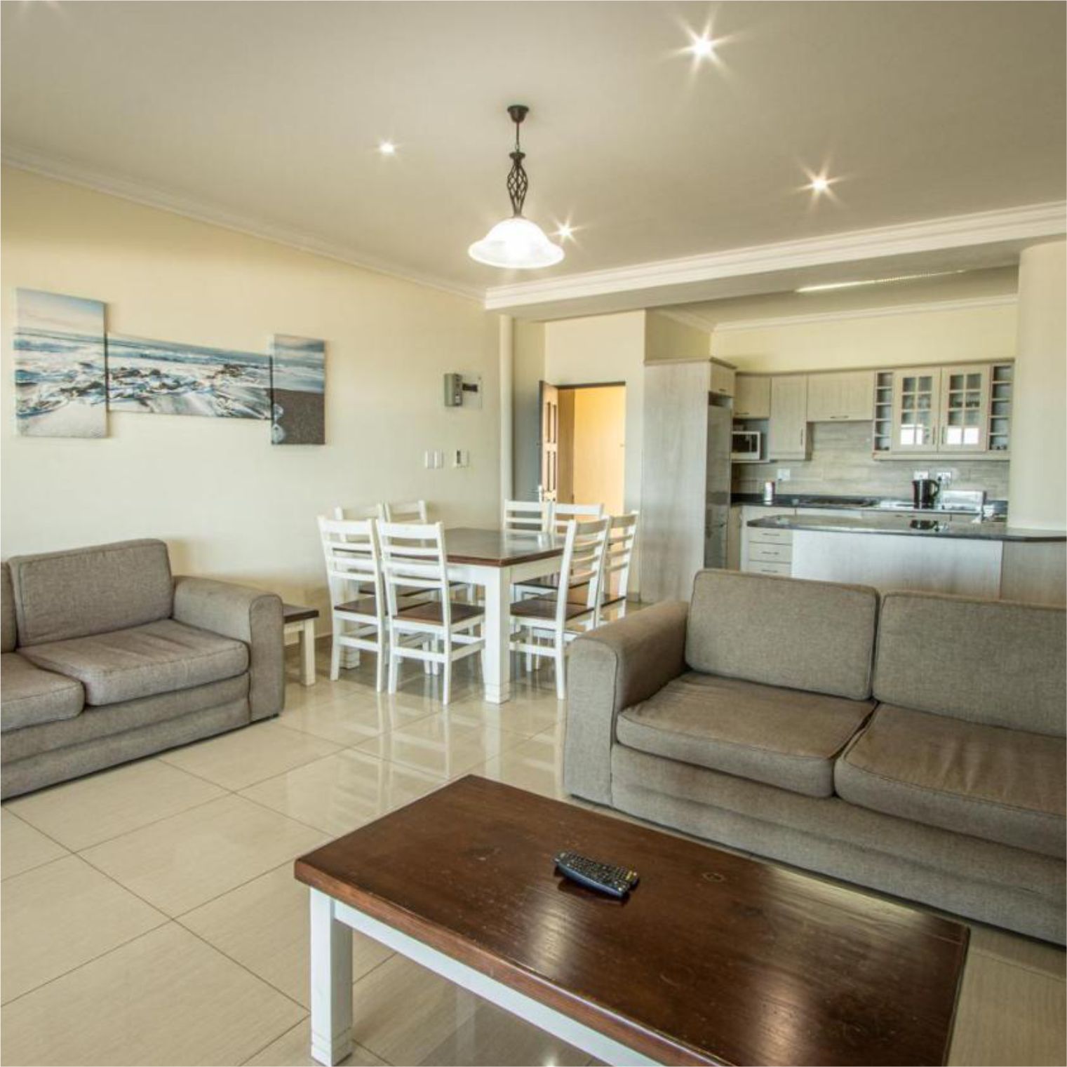 sportweni-accommodation-saints-view-resort-09