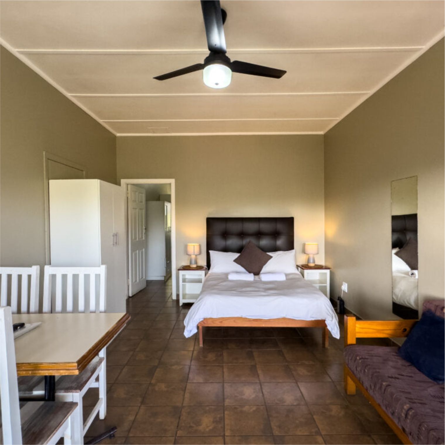 sportweni-accommodation-tweni-waterfront-guest-lodge-07
