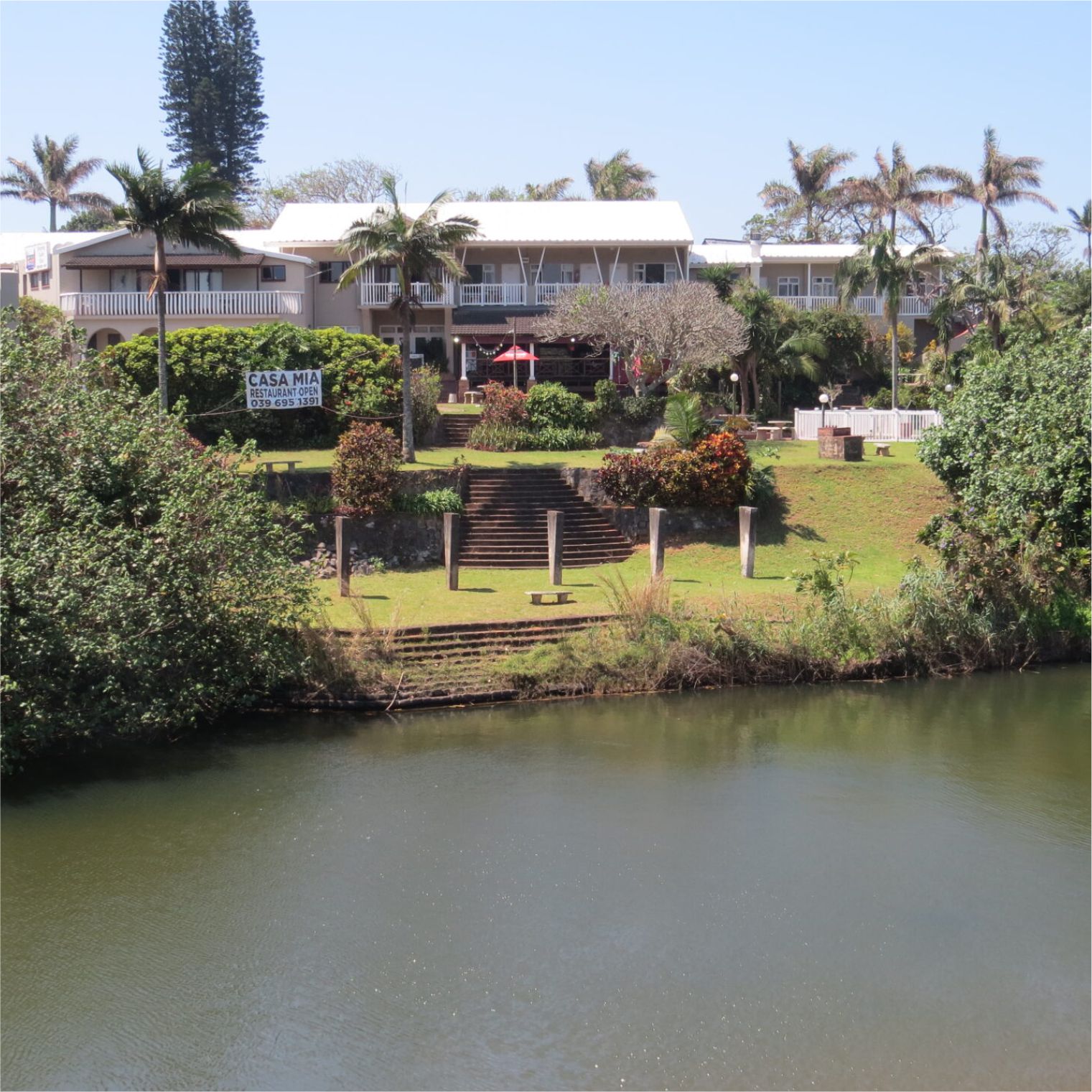 sportweni-accommodation-tweni-waterfront-guest-lodge-08