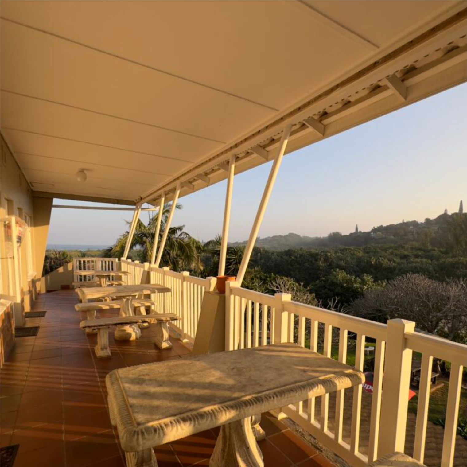 sportweni-accommodation-tweni-waterfront-guest-lodge-10